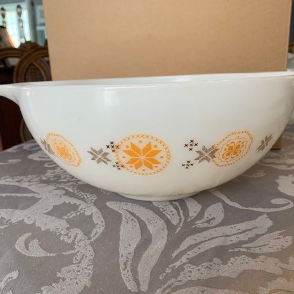 Pyrex Town and Country (1963-1967) Cinderella 444 - Picture 1 of 3